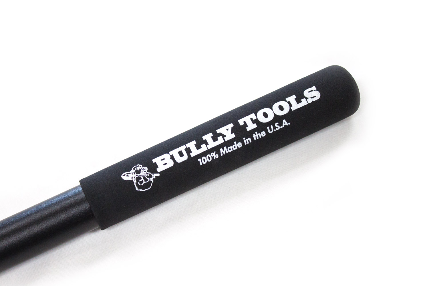 comfort-grip-steel Extended comfort grip around steel handle