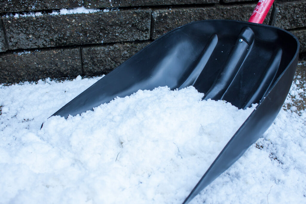 Snow / Grain Scoop with snow