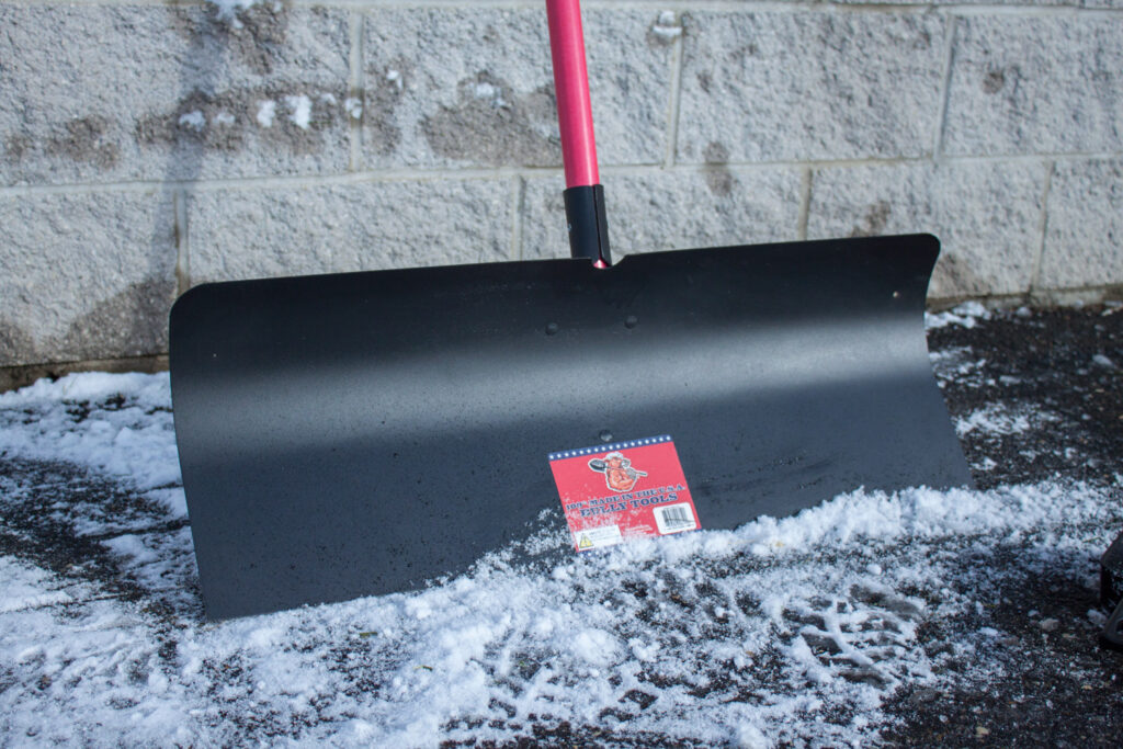 Steel Snow Pusher action
