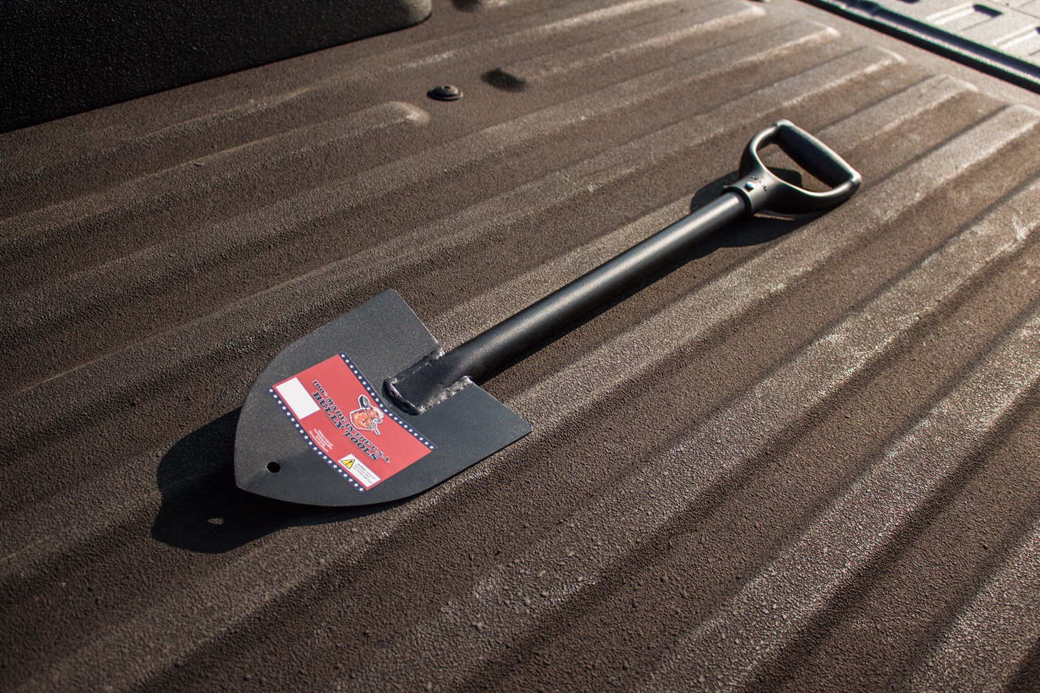92712-pose-01 Trunk Shovel Pose 01